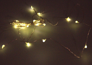 Гирлянда TDM "Роса20" светодиодная 20LED, 2м, 3000К, 2хАА (0361-0051)