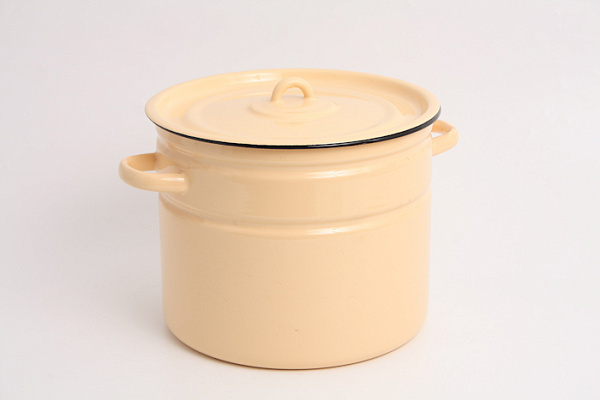 Кастрюля эмалированная без рис. Северсталь 9,0л (2с200) 