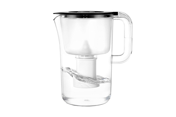 Фильтр-кувшин для очистки воды "Барьер Форма Макси" ("Баланс") черный