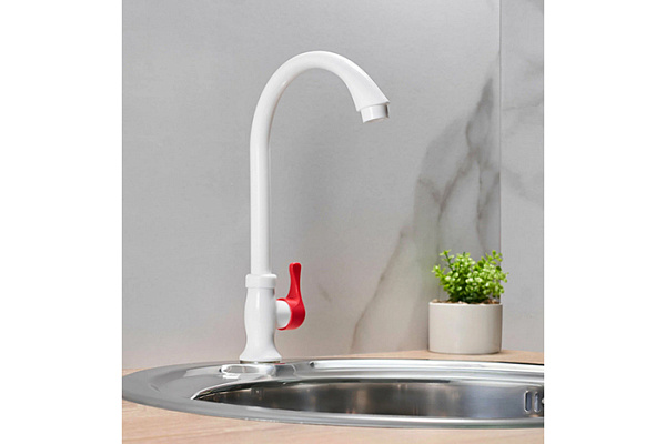 Смеситель для кухни Istok life (Излив-монолитный, кран-букса, пластиковый) 0402.327