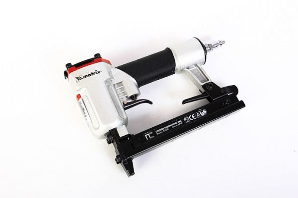 Степлер пневматический для скоб 10-22мм 57420 (1/10)