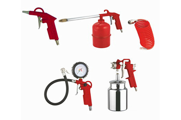 Набор пневмоинструмента ELITECH 5 пр. (краскопульт низ.мет.бак,пистолеты мовиль, прод) 0704.012100