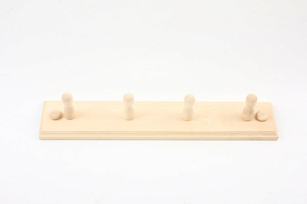 Вешалка 4 крючка 410мм