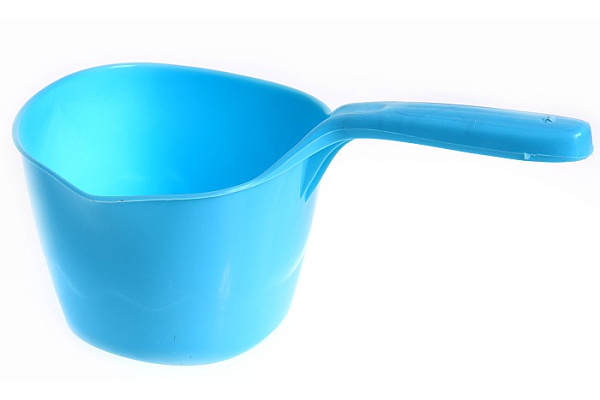 Ковш пластмассовый в ассортименте 2,4л