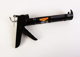 Пистолет для герметика SPARTA 310 мл, "полуоткрытый", круглый шток 8 мм, утолщенные стенки (886365)