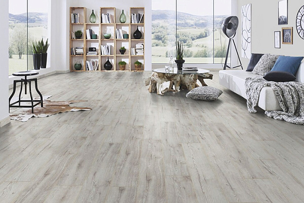 Ламинат Кроношпан Variostep Classic Дуб Волшебный 32 класс, толщина 8мм, 2,22м²=9шт (К278)