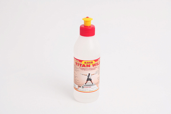 Клей для потолочных плит ТИТАН SM красн.этикетка 0,25л Польша