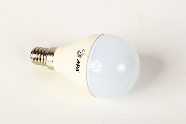 Лампа светодиодная ERA LED smd P45-7Вт-842-Е27 (247)