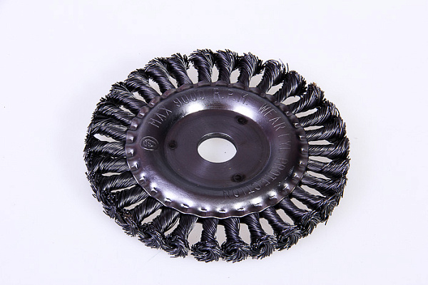 Щетка для УШМ MATRIX 175 мм, посадка 22,2 мм, плоская, крученая металлическая проволока (74636)