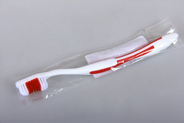 Зубная щетка АССОРТИ в пакете средней жесткости (917) 